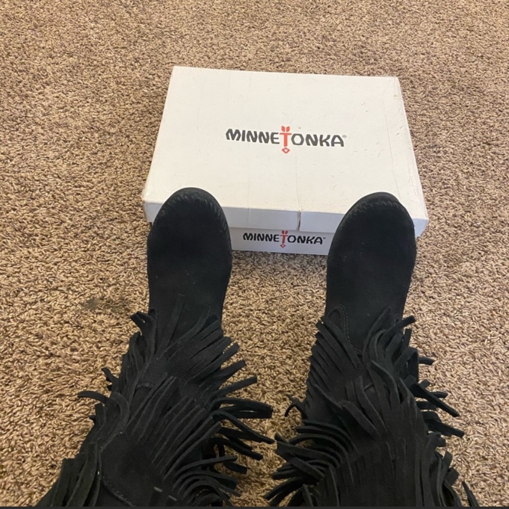 Black suede fringed boots